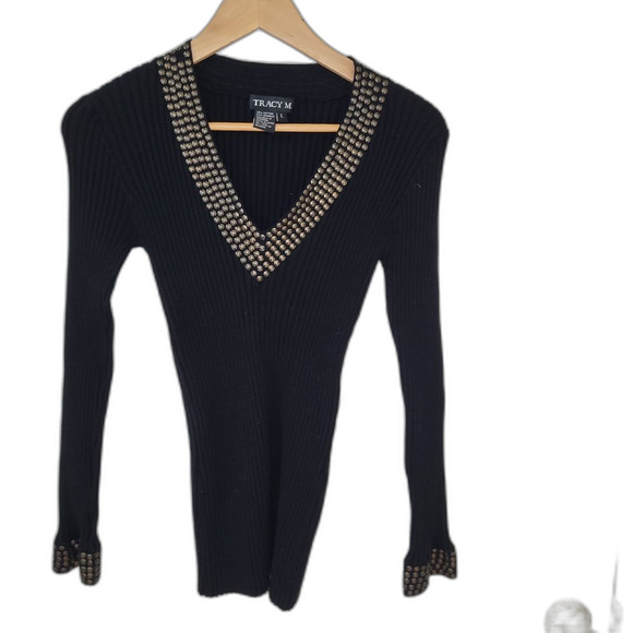 Black V-Neck Sweater with Studded Details - Size L - Picture 1 of 5